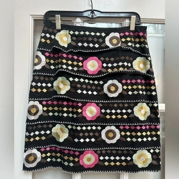 Etcetera | Black Tiered Embroidered Floral Pencil  Skirt Women’s Size 4 - Picture 1 of 11